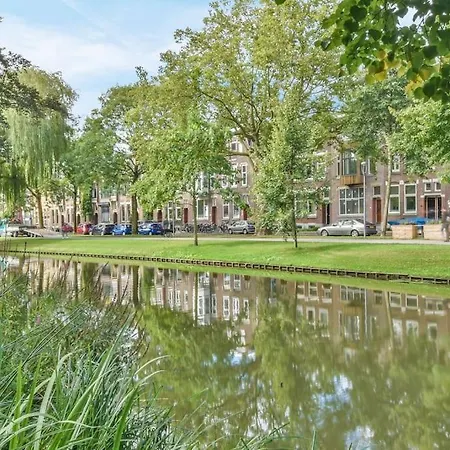 Herenhuis In Het Stadscentrum 度假居 *