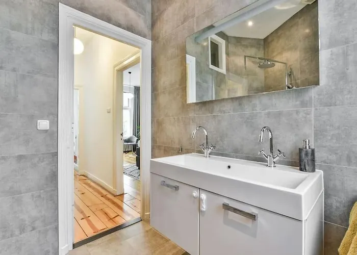 Herenhuis In Het Stadscentrum Holiday home