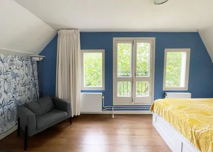 Herenhuis In Het Stadscentrum